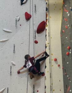 Finalroute der U13 weiblich beim Weimarer Jugend-Kletterwettkampf 2025