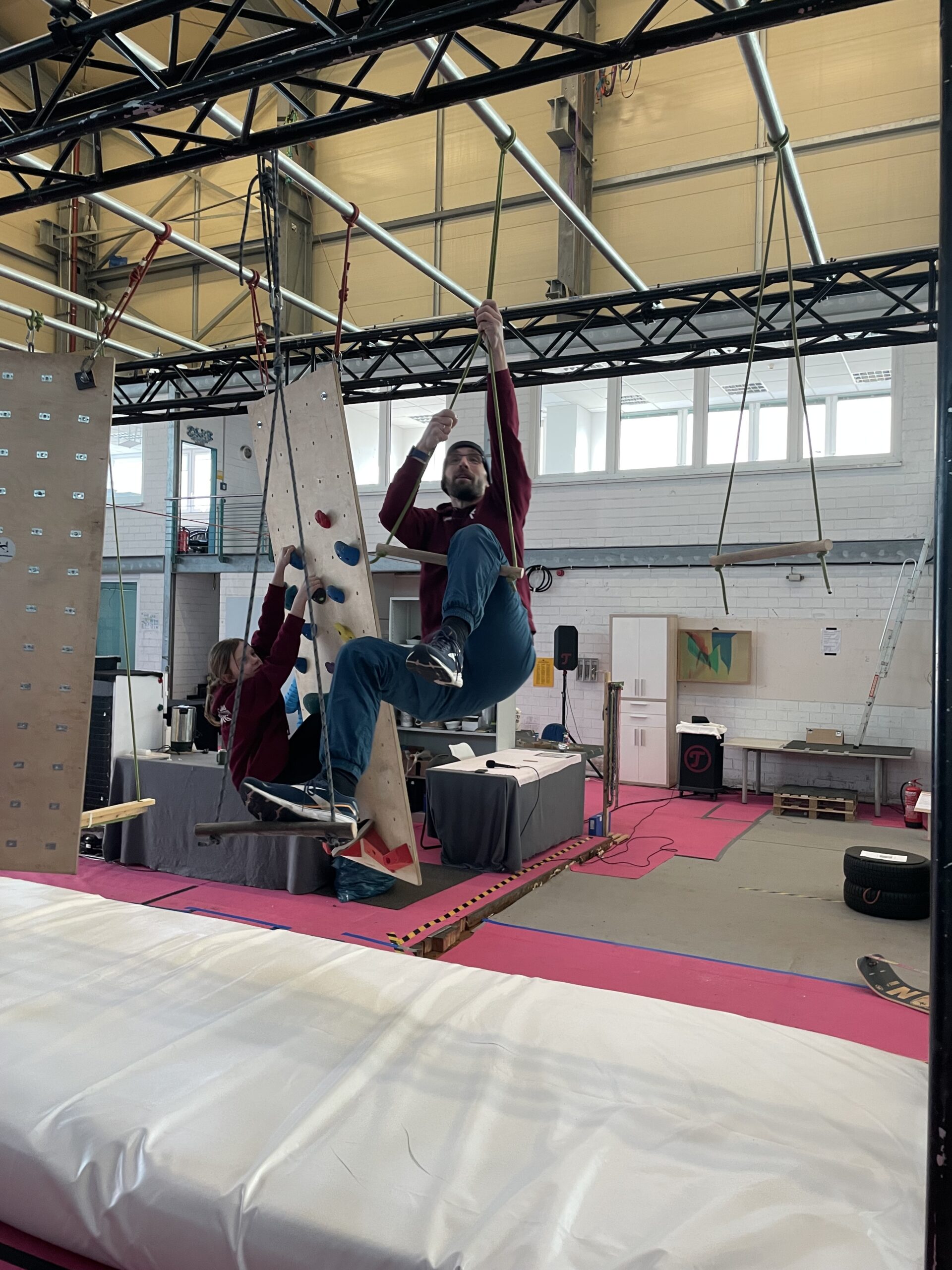 Schwingen im Ninjaparkour