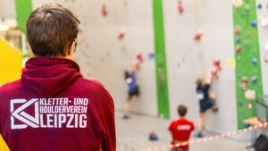 Blick auf die Speedwand in der SBB-Vereinshalle